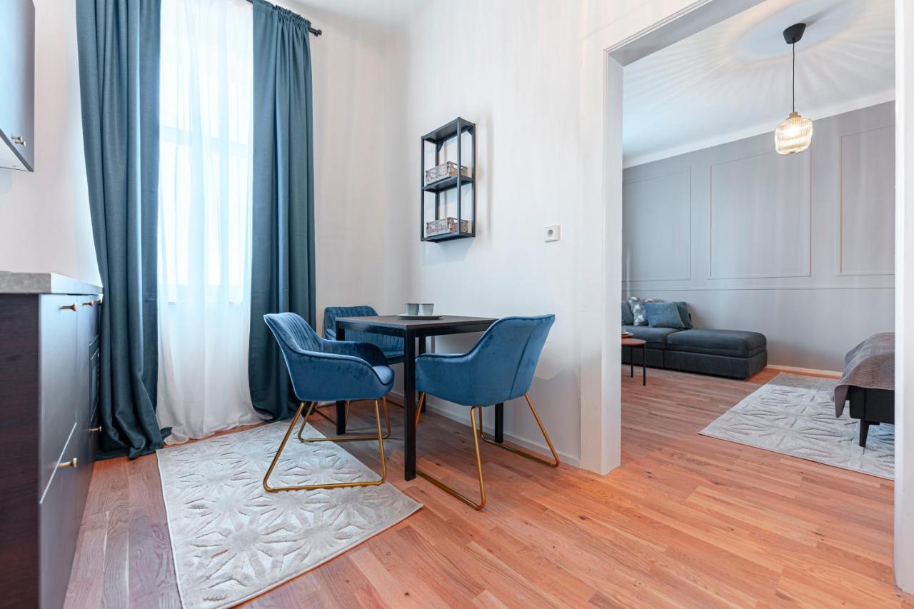 City Appartement Wagram Am Hauptbahnhof Sankt Poelten Dış mekan fotoğraf