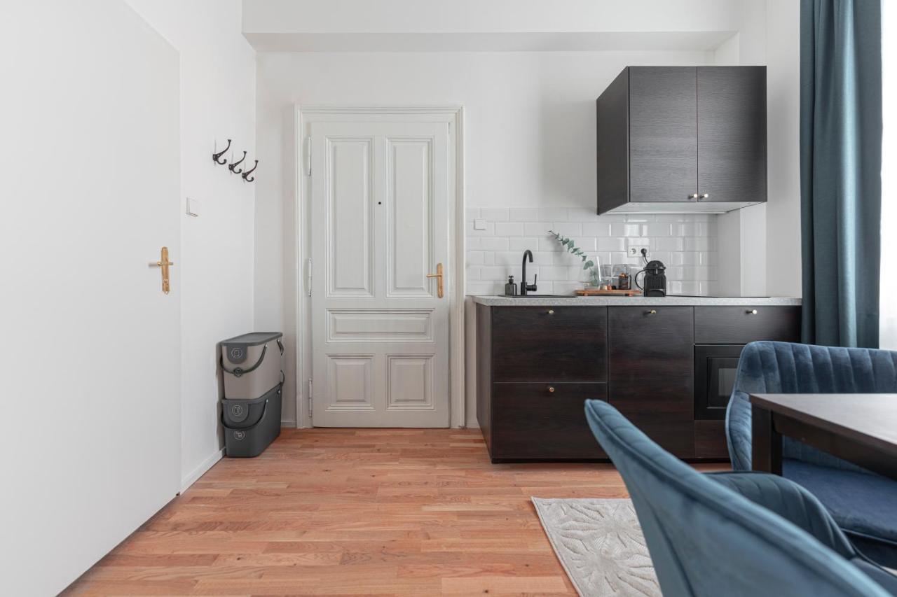 City Appartement Wagram Am Hauptbahnhof Sankt Poelten Dış mekan fotoğraf